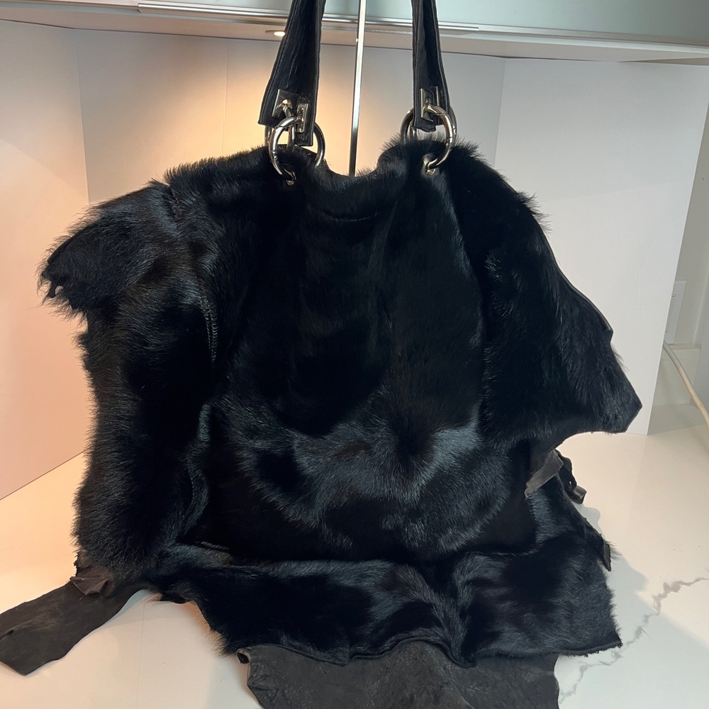 FUR RAW EDGE TOTE BAG